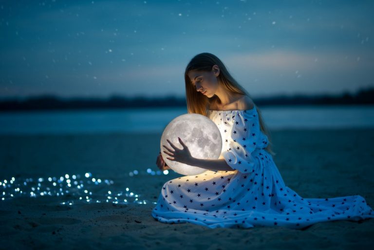 Darul divin pe care l-au primit zodiile. Cu ce le-a inzestrat Dumnezeu. Darul divin pe care l-au primit zodiile. Cu ce le-a inzestrat Dumnezeu.