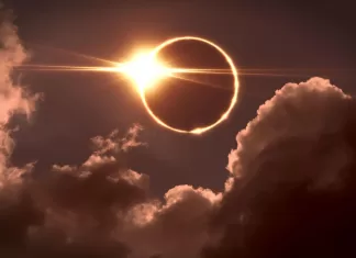 Eclipsa totala de Soare in Leu din 12 august rescrie regulile jocului! Previziuni complete pentru fiecare zodie